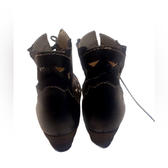 NWT Rovers Black Leather Steampunk Bohemian Trend Coachella Cutout ankle boot 37 - Picture 3 of 5